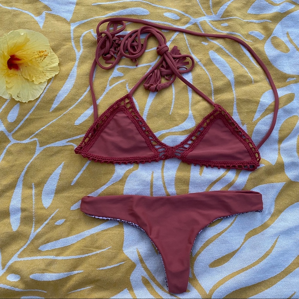 ACACIA Andys top & Ho’okipa bottoms in Li Hing